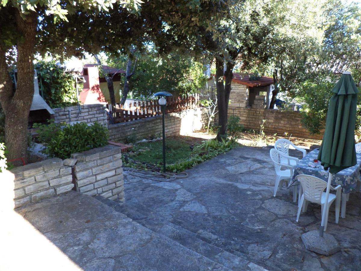 Apartment Blanka Petrcane Luaran gambar