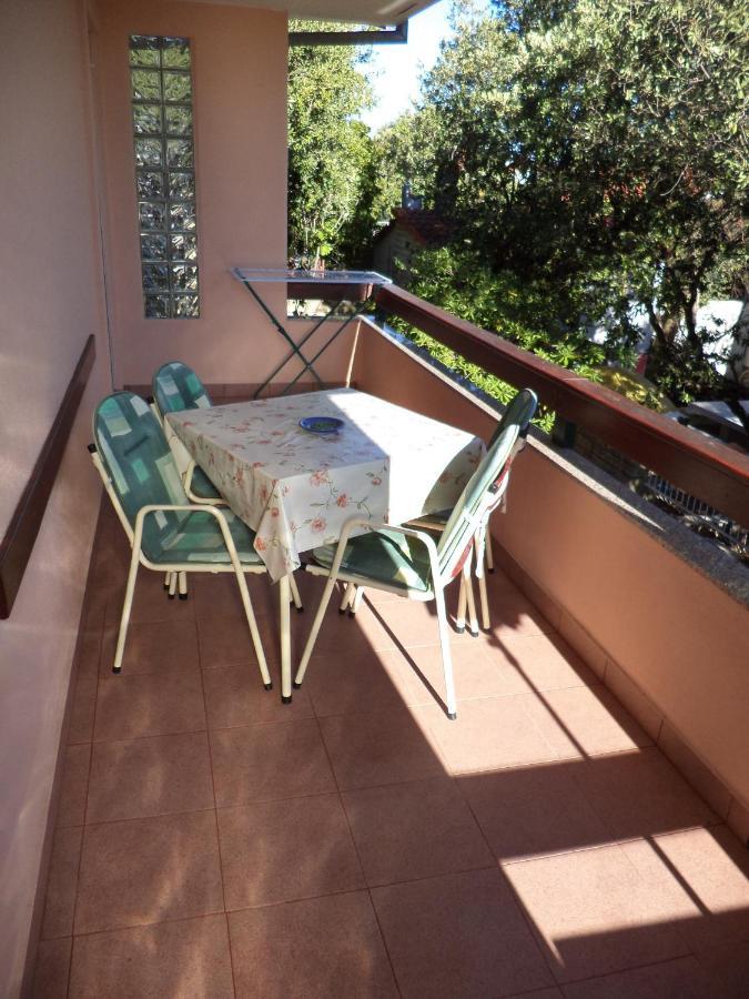 Apartment Blanka Petrcane Luaran gambar